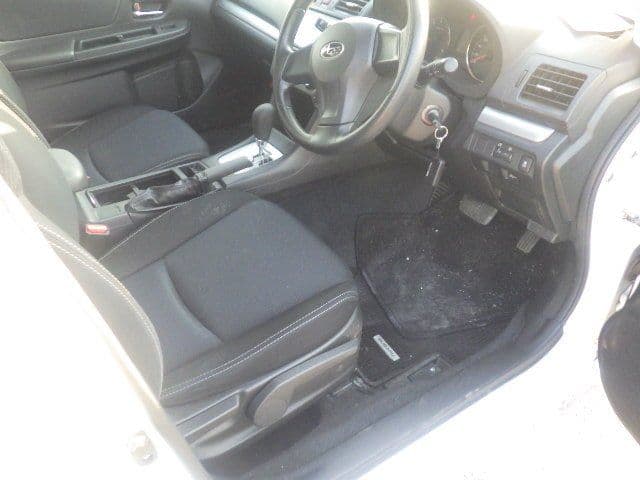 Vehicle SU00001230 large view 22