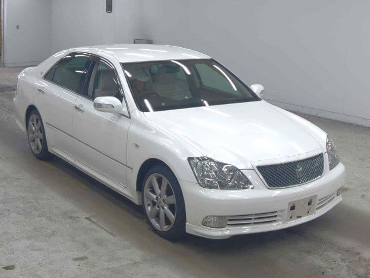 
									2004 TOYOTA CROWN 2.5 ATHLETE
								