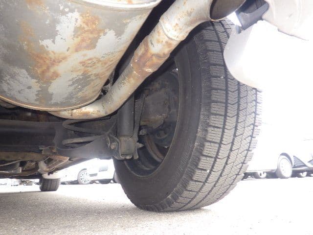 Vehicle SU00001224 large view 17