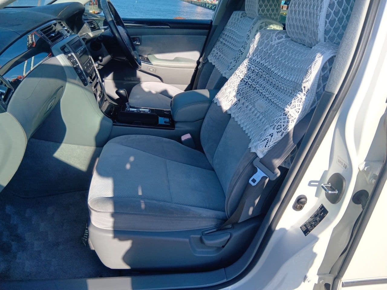 Vehicle SU00001300 large view 26