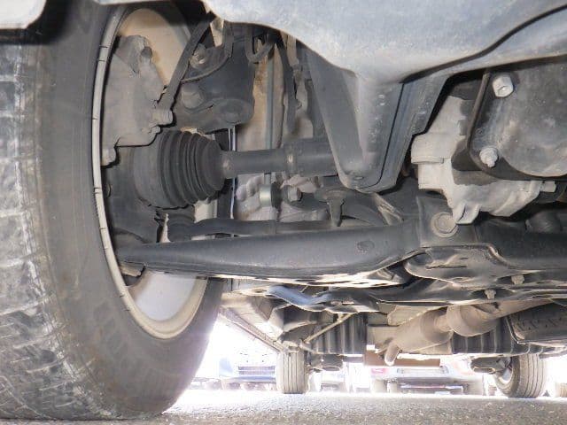 Vehicle SU00001266 large view 13