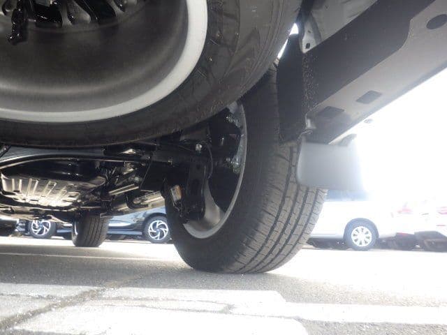 Vehicle SU00001234 large view 36