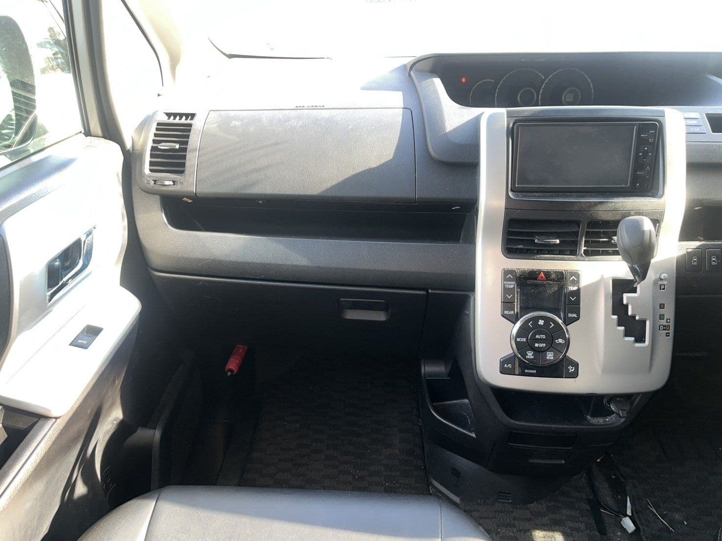 Vehicle SU00001245 large view 21