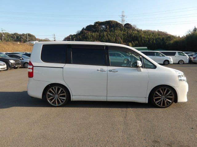 Vehicle SU00001245 large view 7