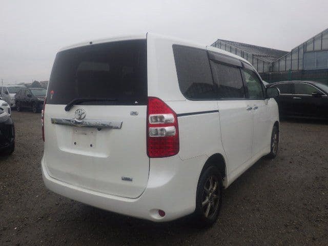 Vehicle SU00001313 large view 6