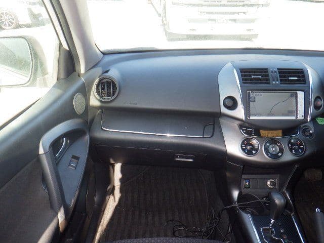 Vehicle SU00001235 large view 29