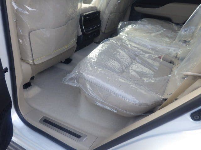 Vehicle SU00001234 large view 24