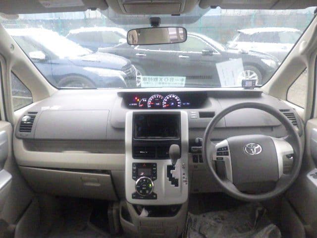 Vehicle SU00001313 large view 28