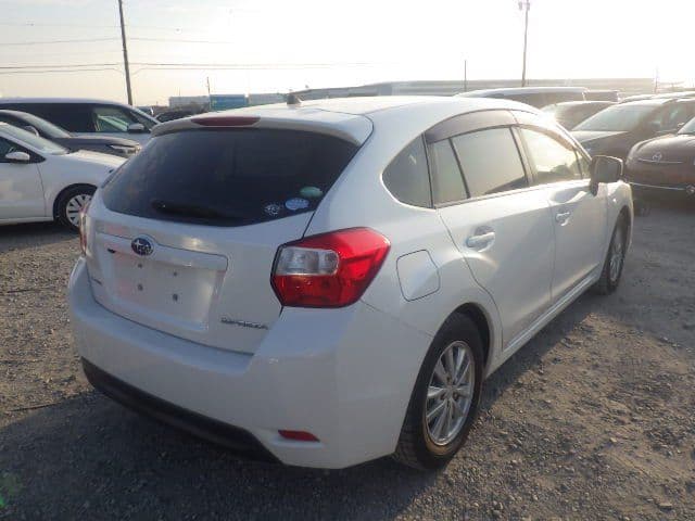 Vehicle SU00001230 large view 6