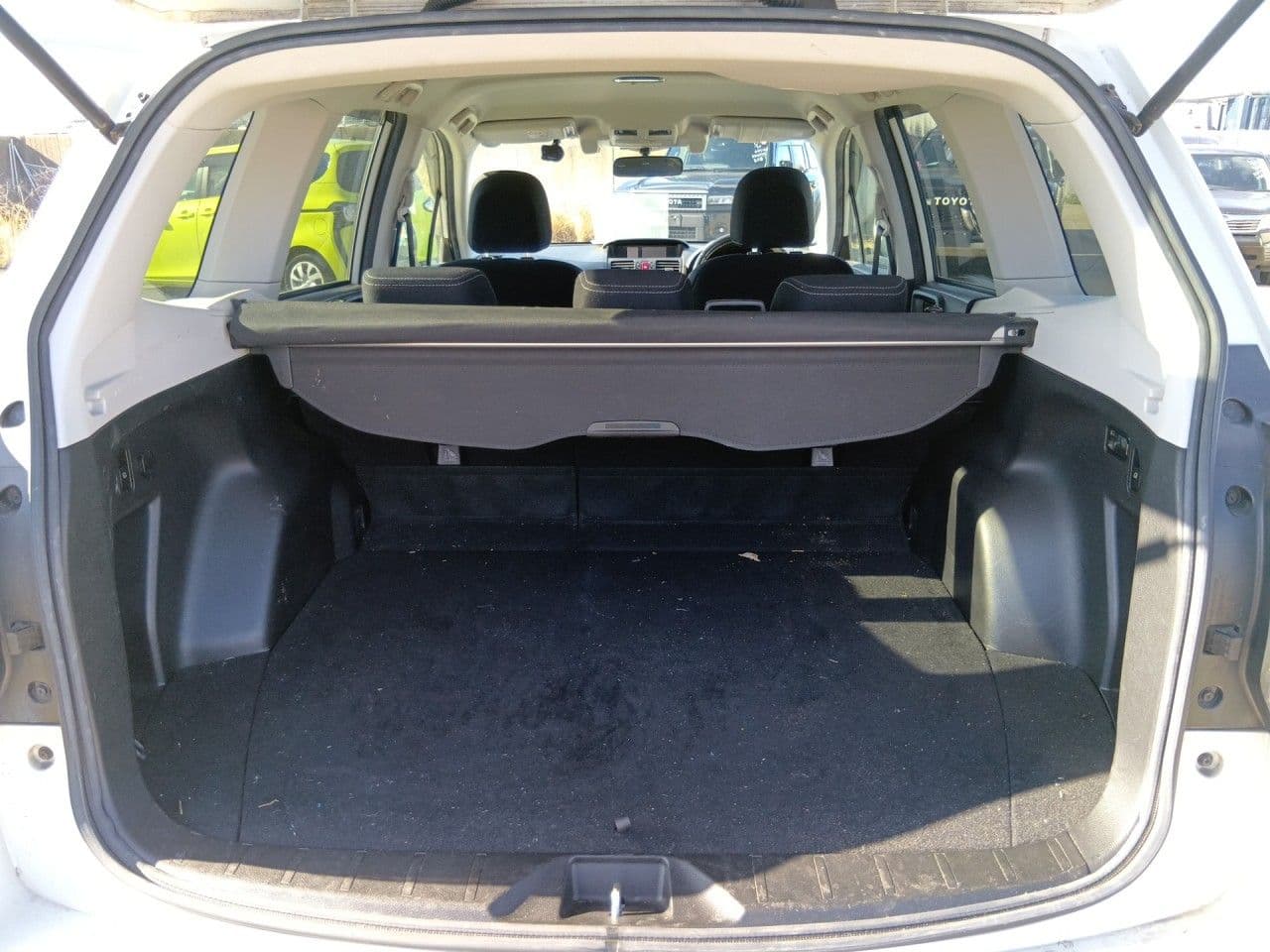 Vehicle SU00001273 large view 23