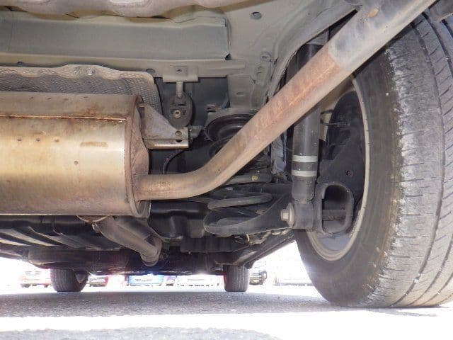 Vehicle SU00001266 large view 16