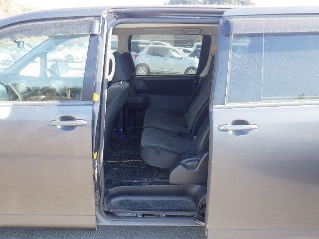 Vehicle SU00001266 large view 24