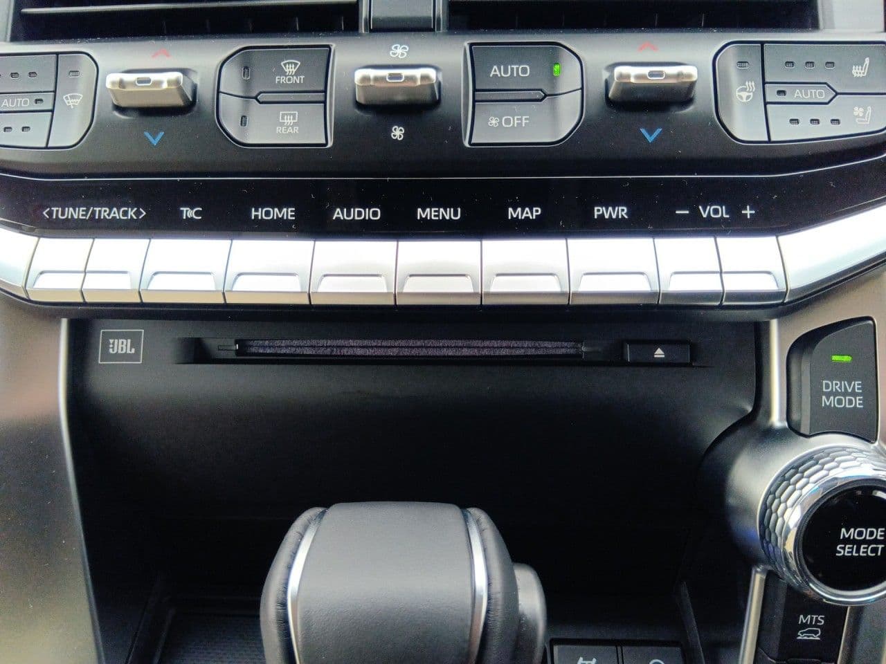 Vehicle SU00001276 large view 37