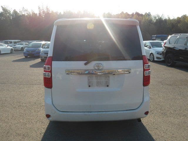 Vehicle SU00001245 large view 5