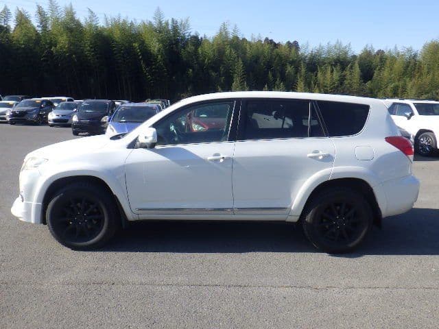 Vehicle SU00001235 large view 3