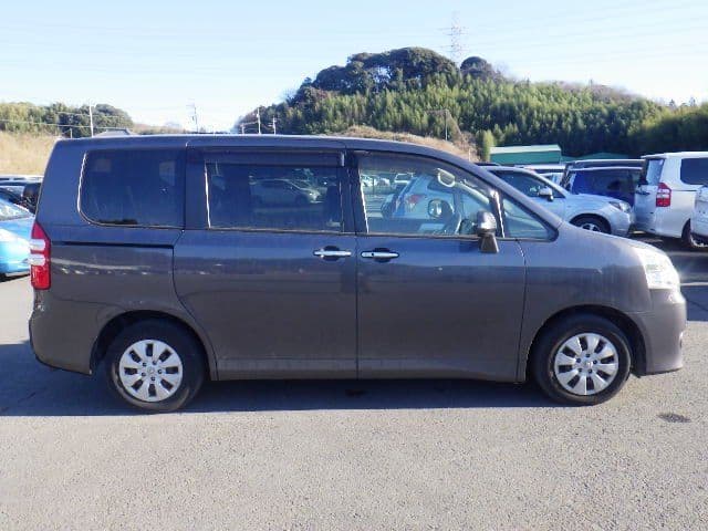 Vehicle SU00001241 large view 7