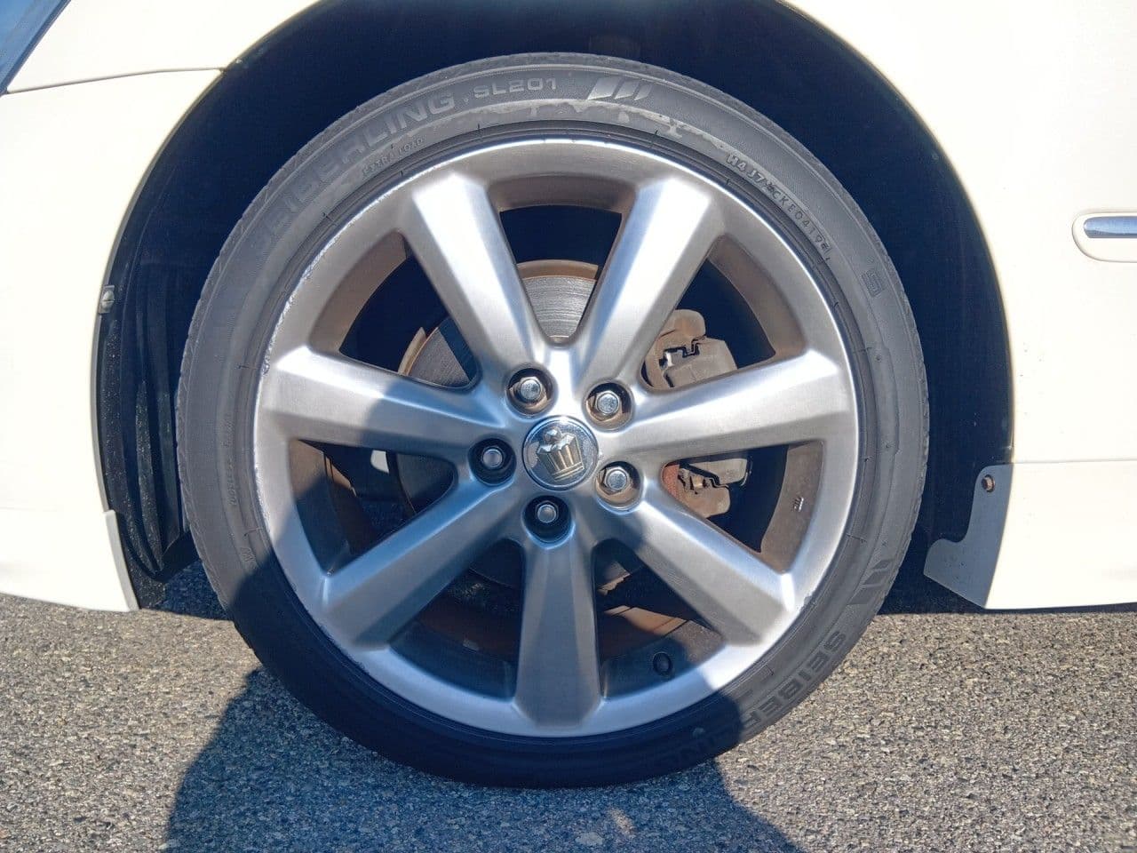 Vehicle SU00001300 large view 10