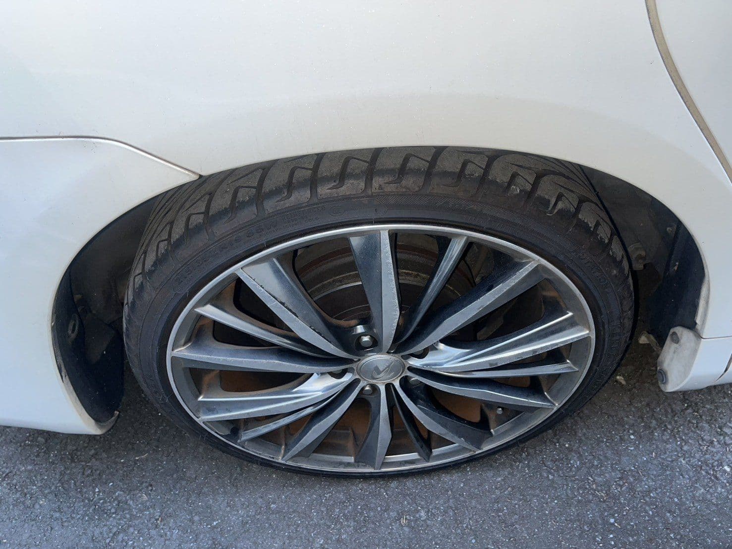 Vehicle SU00001245 large view 10