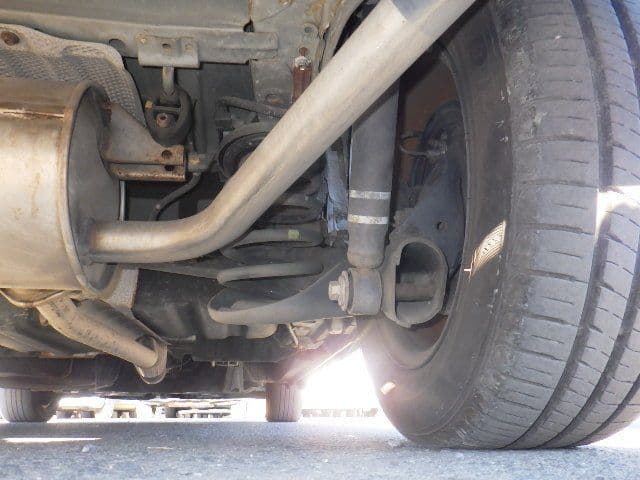 Vehicle SU00001241 large view 16