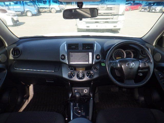 Vehicle SU00001235 large view 28