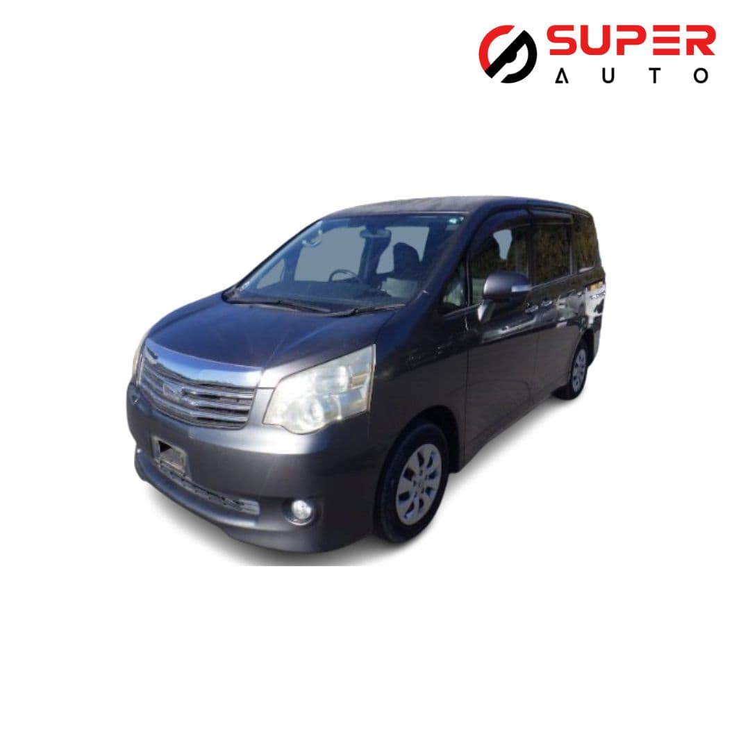 
									2011 TOYOTA NOAH X SMART EDITION
								