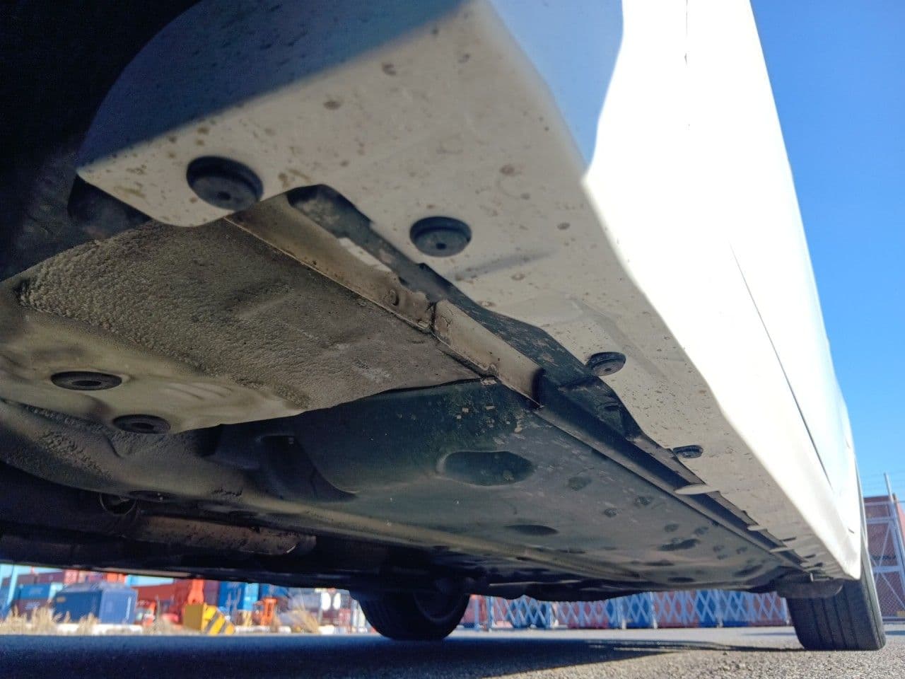 Vehicle SU00001300 large view 18