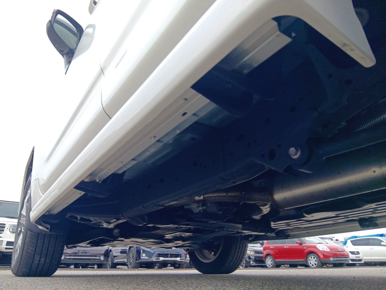 Vehicle SU00001276 large view 18