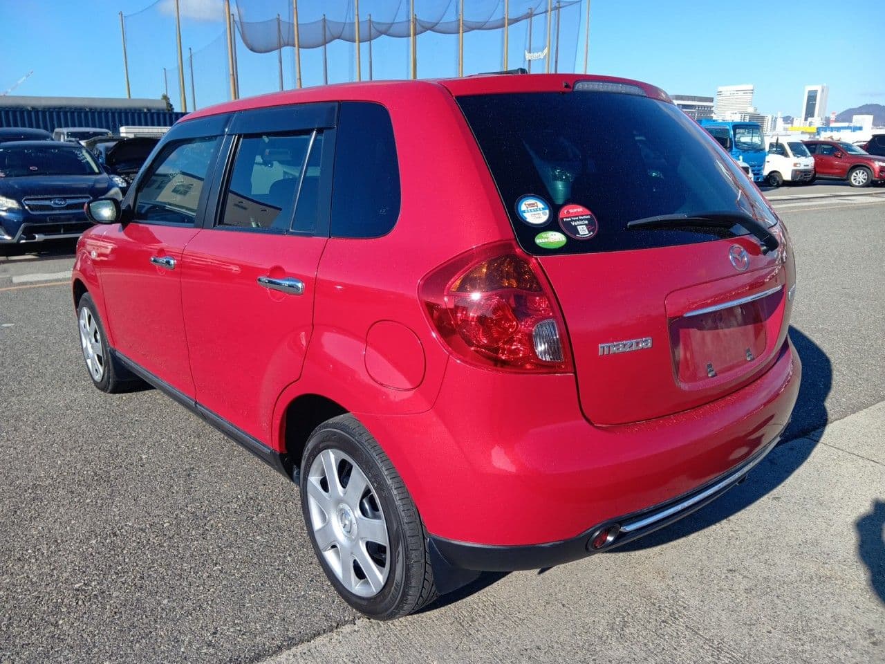 Vehicle SU00001279 large view 3