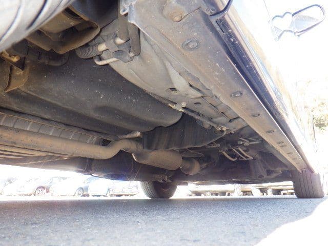 Vehicle SU00001241 large view 18