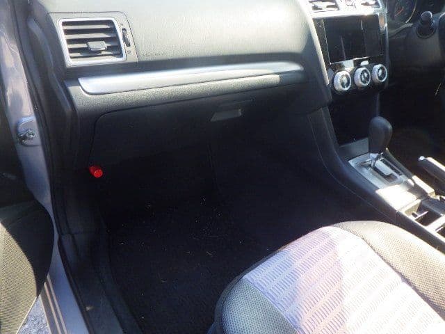 Vehicle SU00001236 large view 25