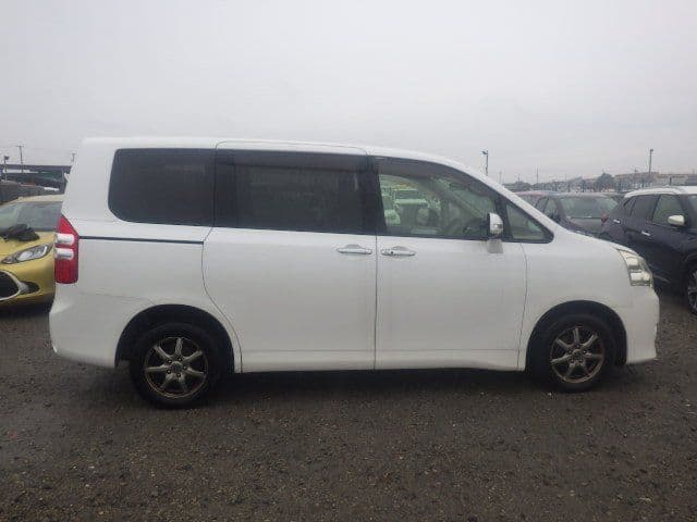 Vehicle SU00001313 large view 7