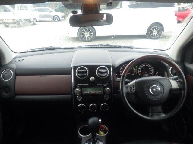 Vehicle SU00001299 large view 27