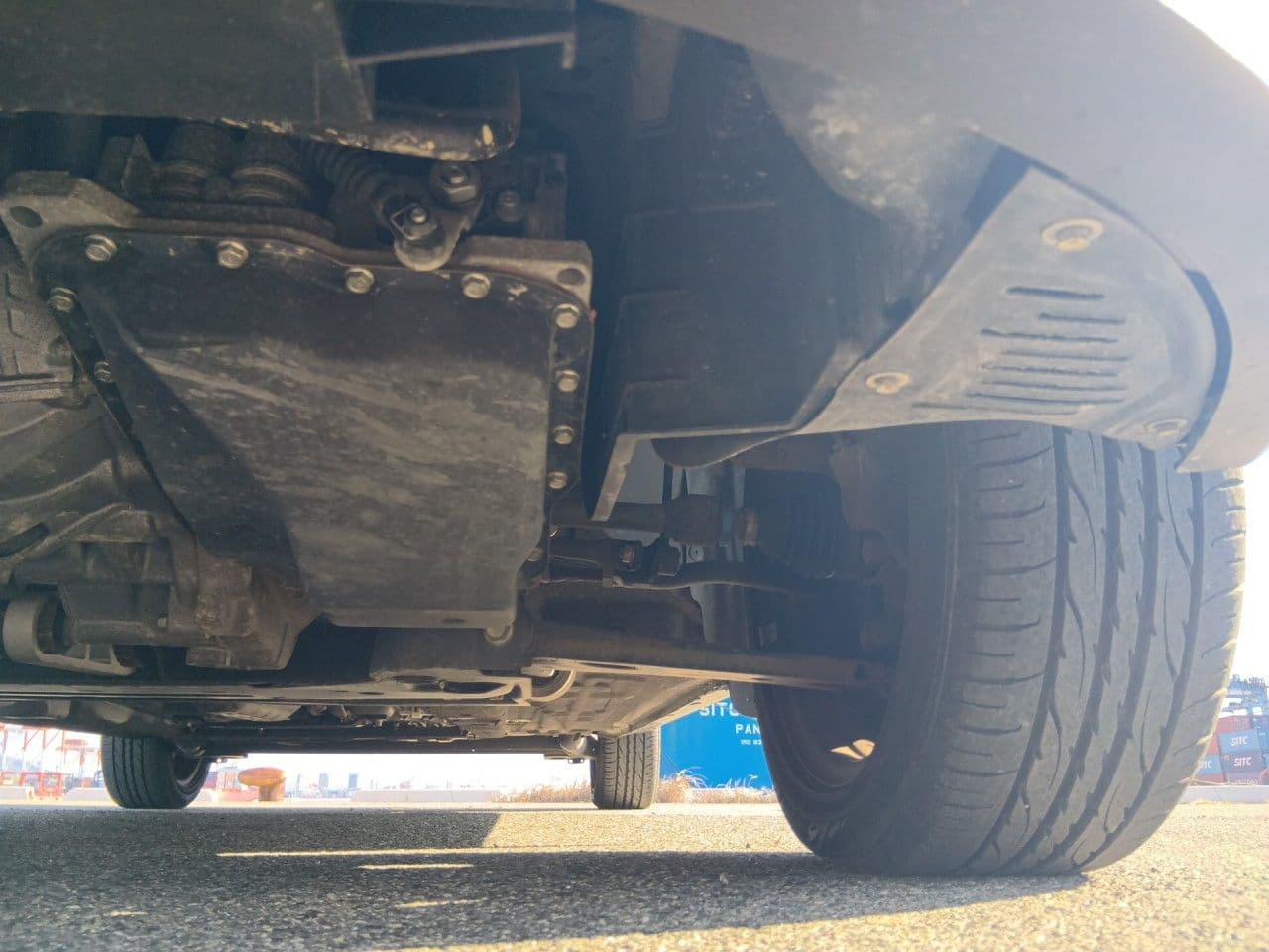 Vehicle SU00001281 large view 14