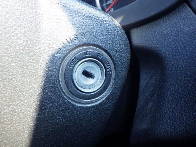 Vehicle SU00001236 large view 33