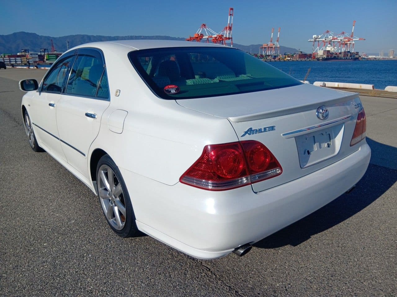 Vehicle SU00001300 large view 4