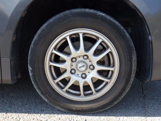 Vehicle SU00001266 large view 9