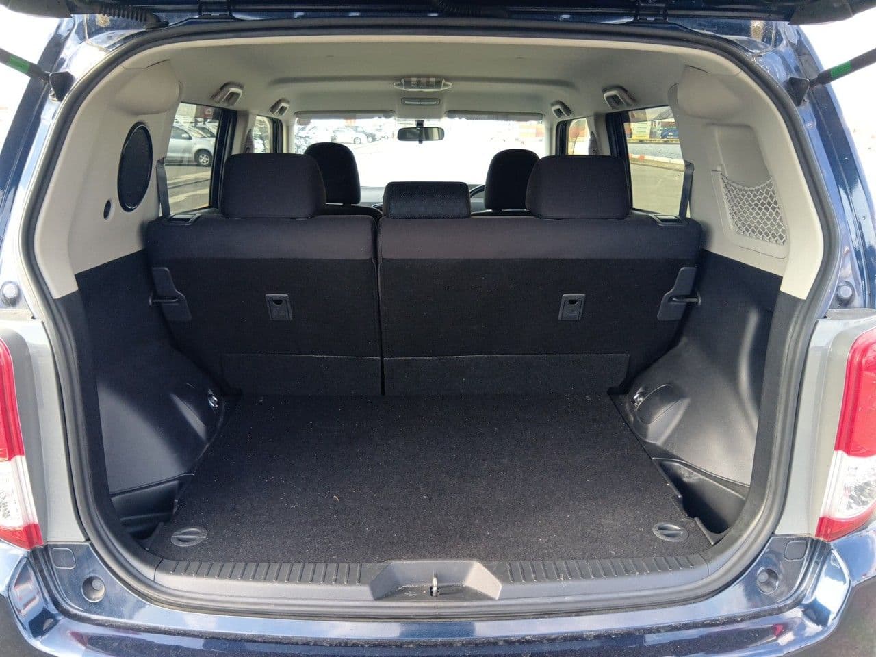 Vehicle SU00001333 large view 23