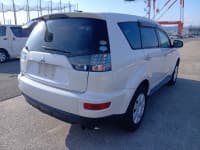 Vehicle SU00001336 thumbnail 5