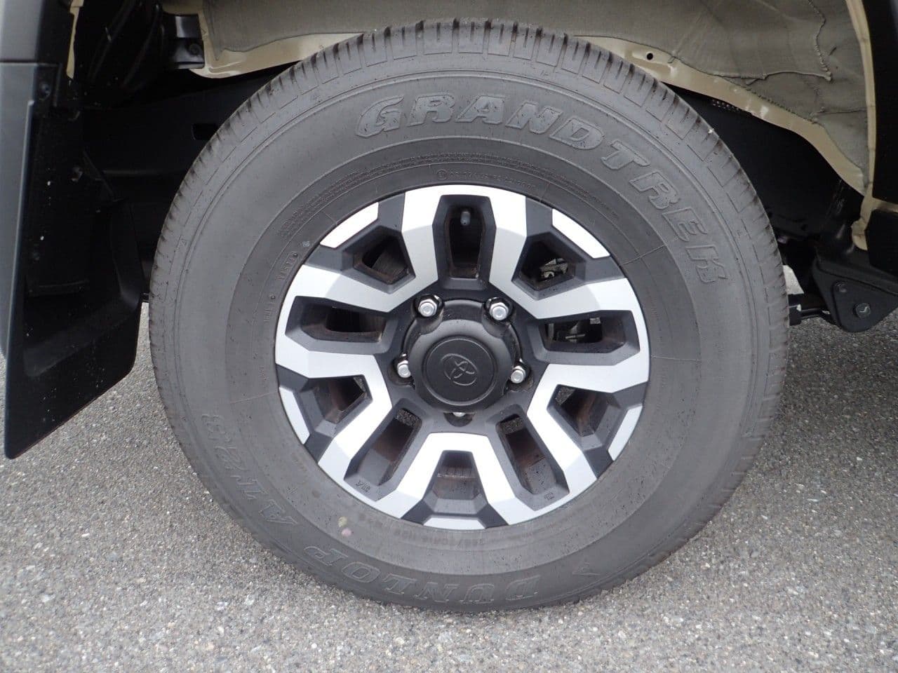 Vehicle SU00001312 large view 11