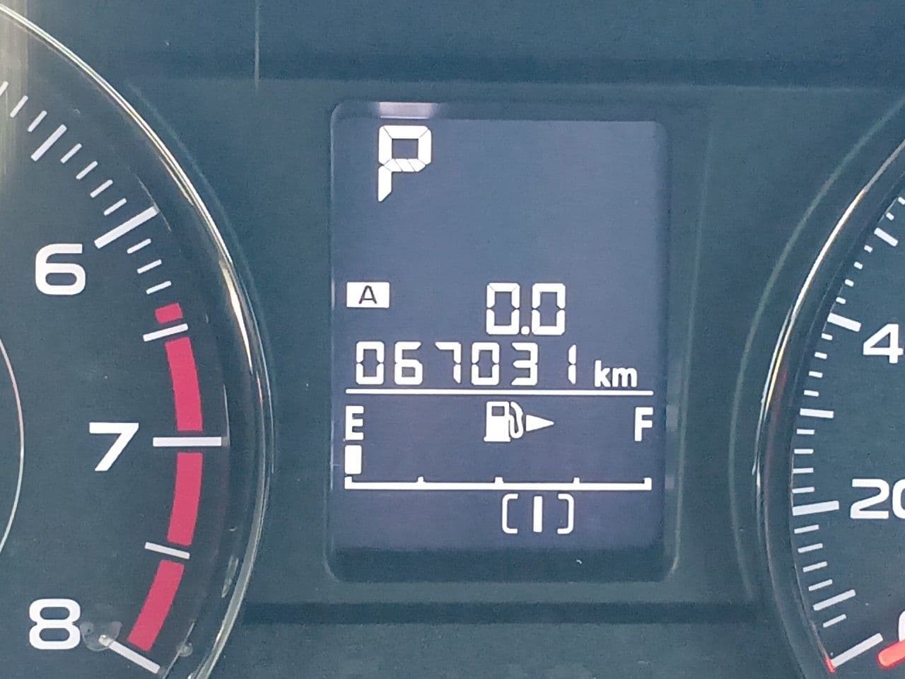 Vehicle SU00001357 large view 31