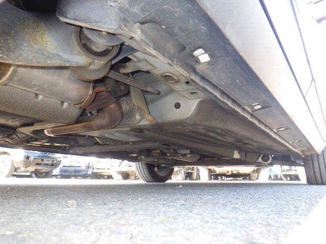 Vehicle SU00001331 large view 17