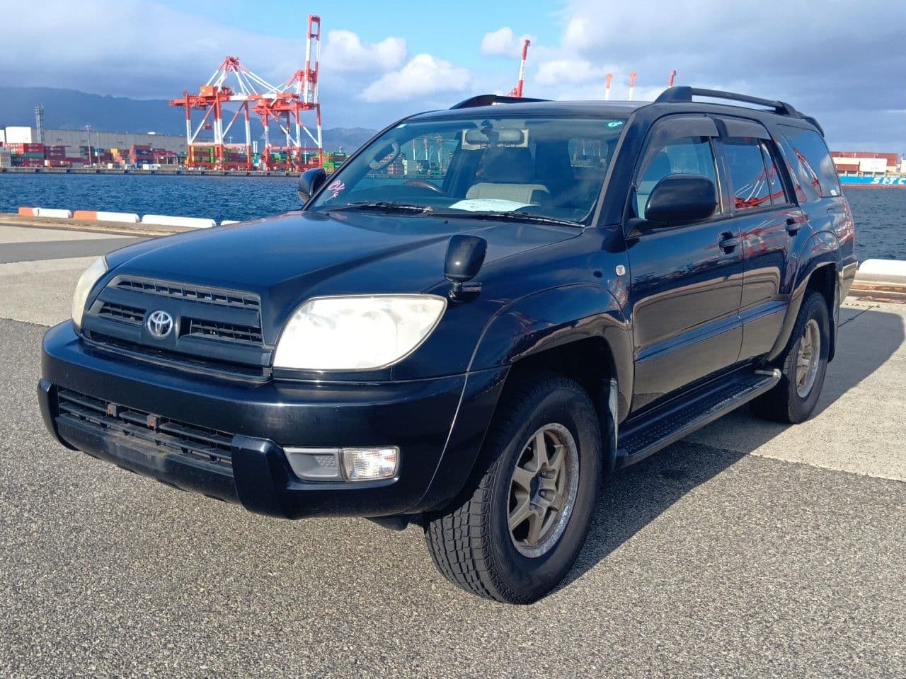 
									2005 TOYOTA HILUX SURF SSR-X
								