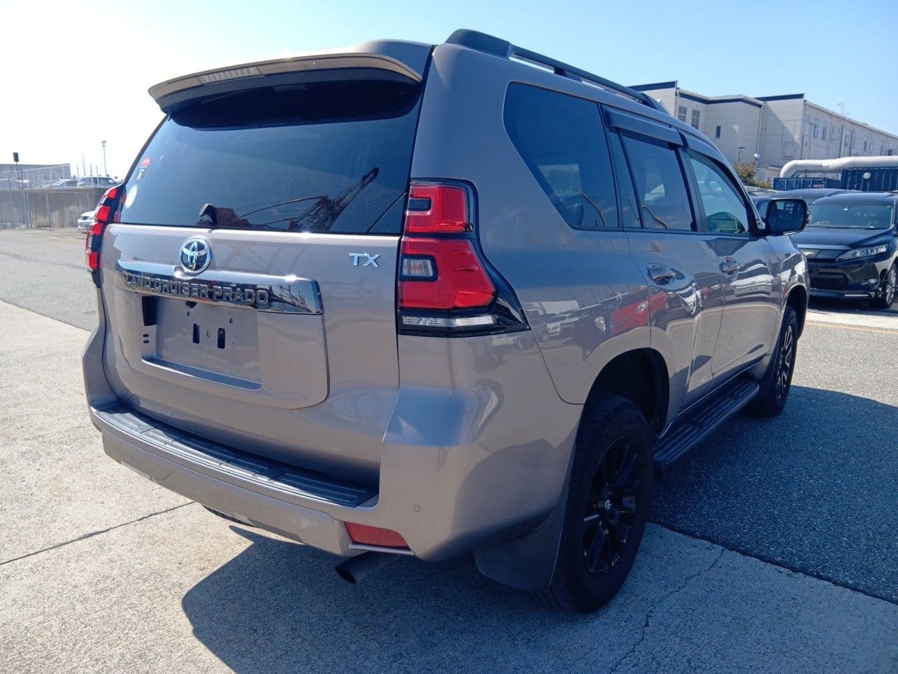 Vehicle SU00001344 large view 5