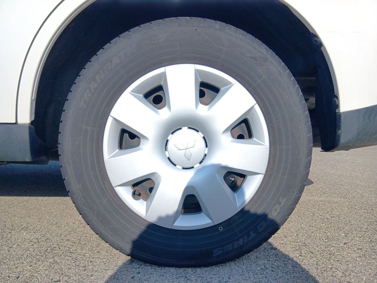 Vehicle SU00001336 large view 10