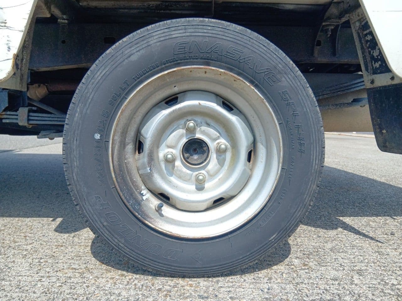 Vehicle SU00001384 large view 10