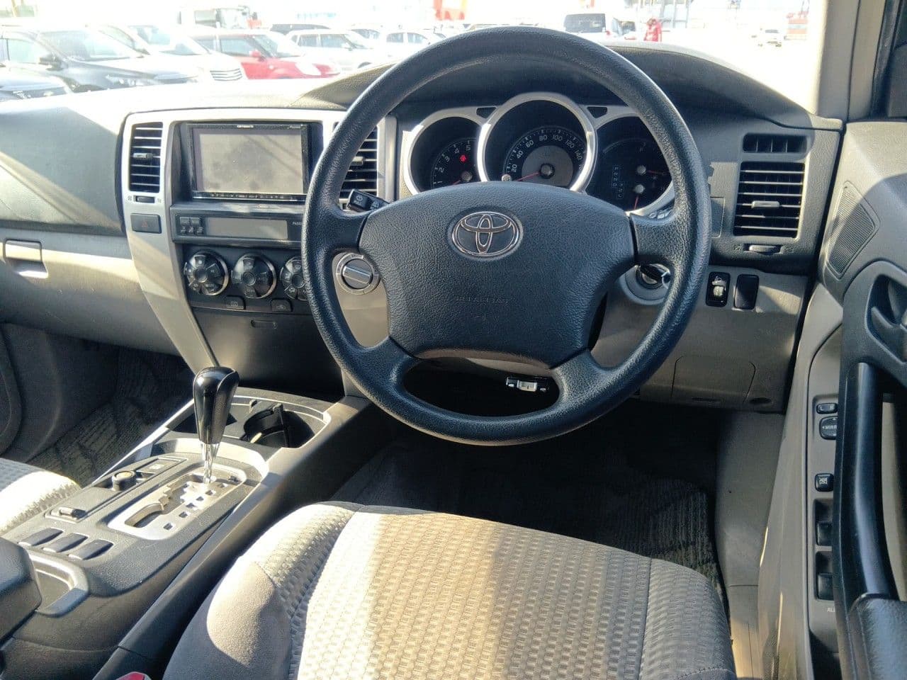 Vehicle SU00001338 large view 27