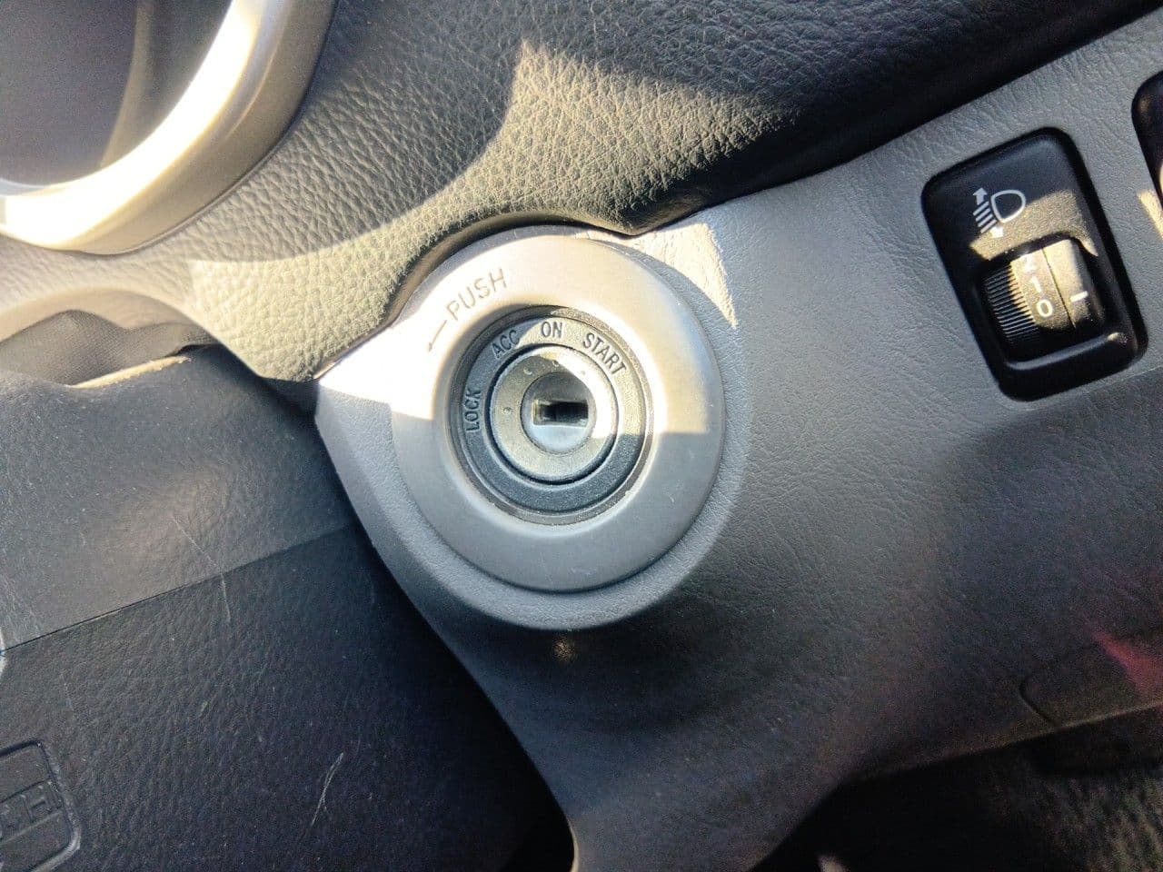 Vehicle SU00001338 large view 40