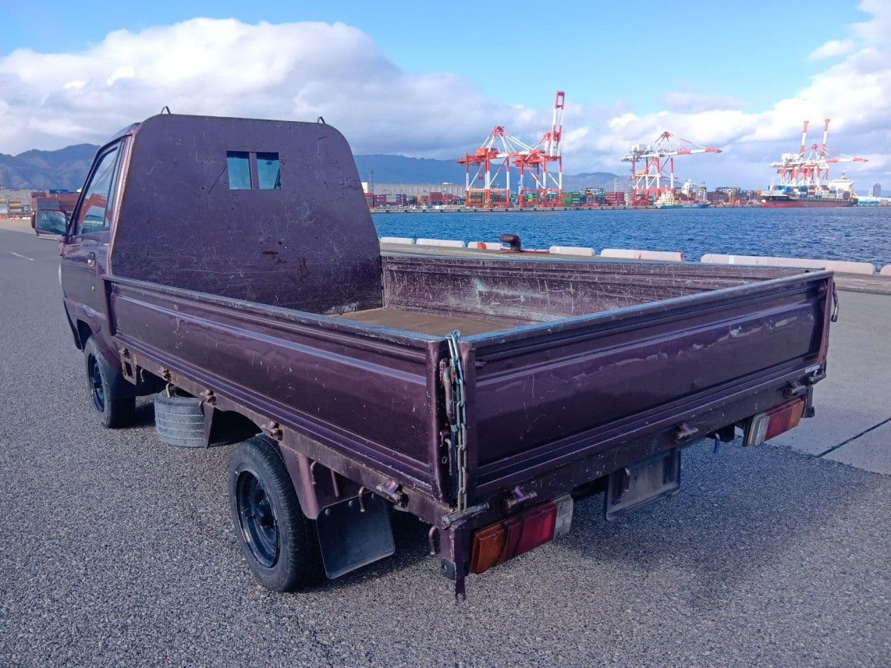 Vehicle SU00001321 large view 3