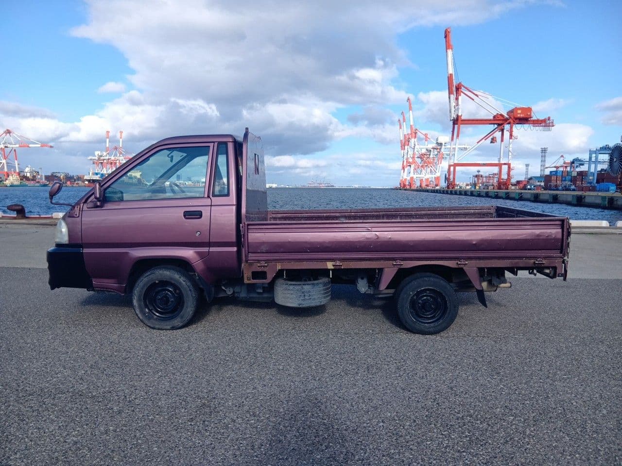 Vehicle SU00001321 large view 2