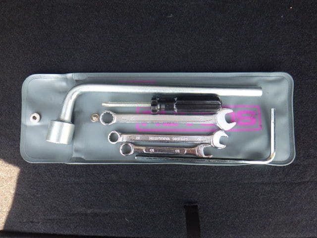 Vehicle SU00001318 large view 33